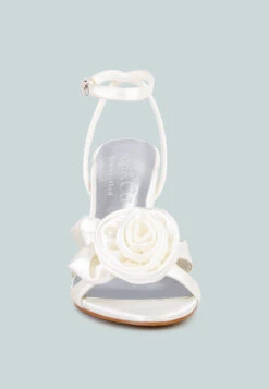 CHAUMET White Rose Bow Embellished Sandals -Rag & Co CHAUMETWhiteRoseBowEmbellishedSandals RCSH3434White 5 a4c3127a 0fde 476a 93e7 bf67b5b2b458